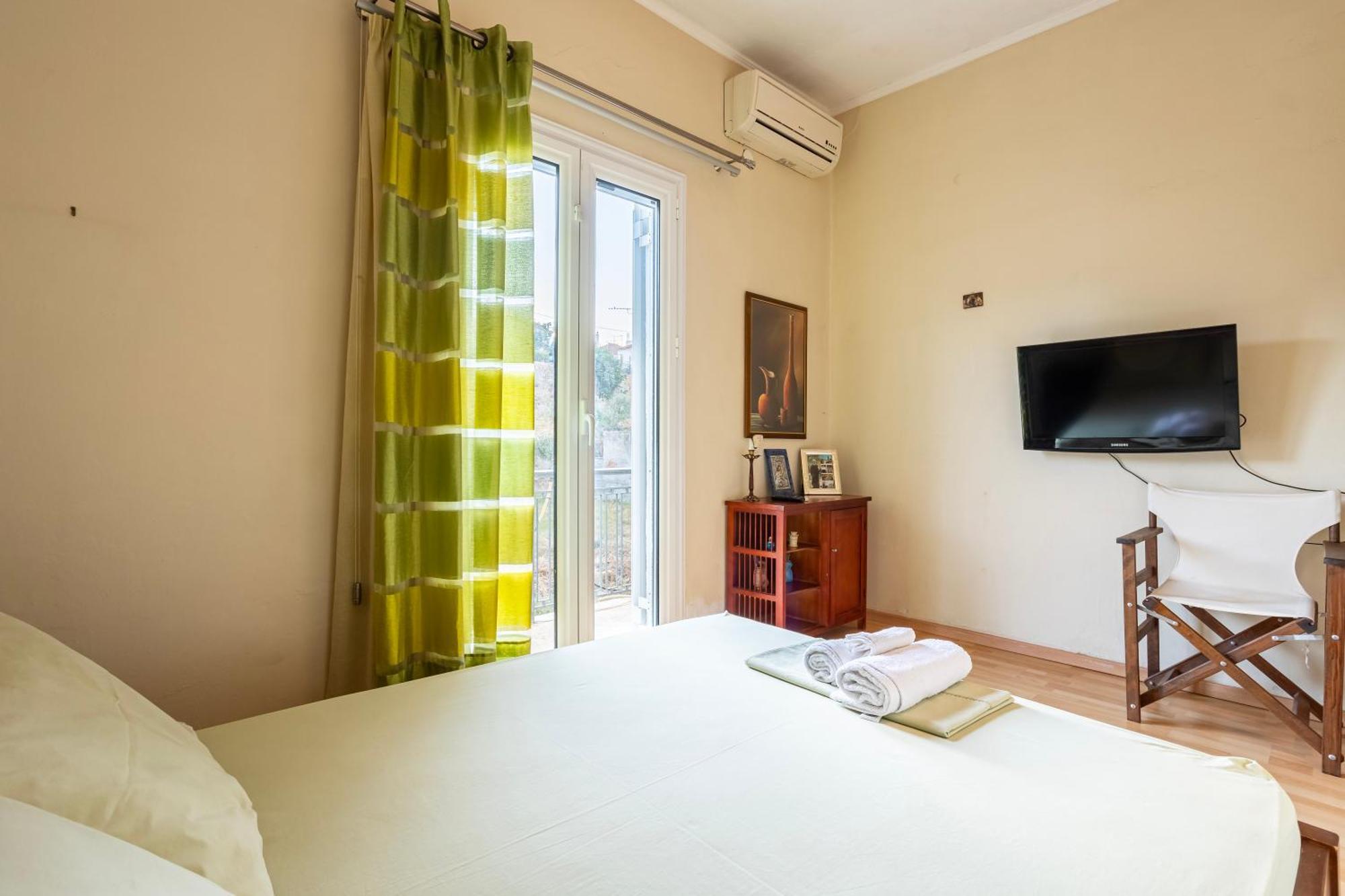Gogo's apartment Kalamata Bagian luar foto